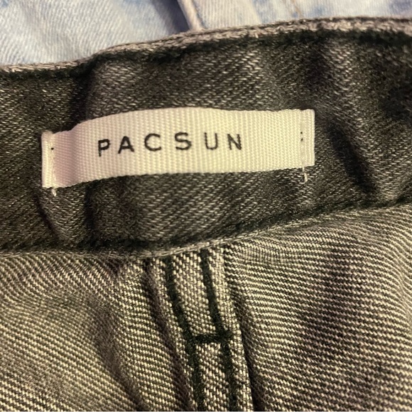 PacSun 90s Boyfriend Black Distressed Denim Straight Leg Jean Pants Size 28 - Picture 8 of 13